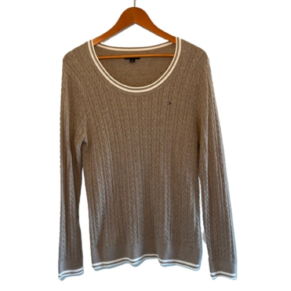 Tommy Hilfiger Cable Knit Sweater Like New
